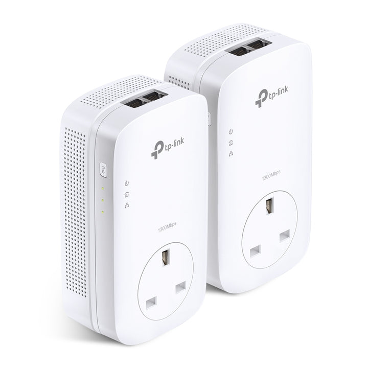 TP-Link TL-PA9020P KIT AV2000 2-Port Gigabit Passthrough Powerline Starter Kit — product view 1