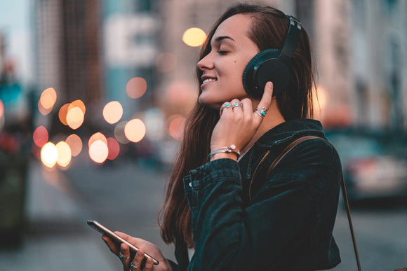 Unleash Freedom with SourceIT’s Best Wireless Headphones - SourceIT