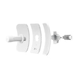 CPE710 outdoor CPE mounted on pole